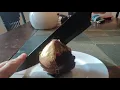 Cutting La Noisette - The Hazelnut