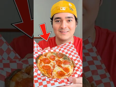 La Pizza de Chuck E. Cheese Está PODRIDA 🍕🪱 #shorts