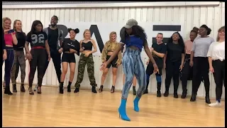 b red kere afro in heels