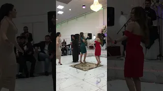 رقص جدید دختر مقبول افغانستانی با آهنگ مست وطنی میده میده  رقص جدید دختر مقبول افغانستانی با آهنگ مست وطنی میده میده