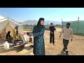 Download Lagu Kehadiran Penuh Gairah Sang Guru di Alam Nenek: Awal Sebuah Proyek Impian