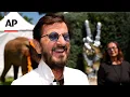 Download Lagu Ringo Starr celebrates his 85th birthday