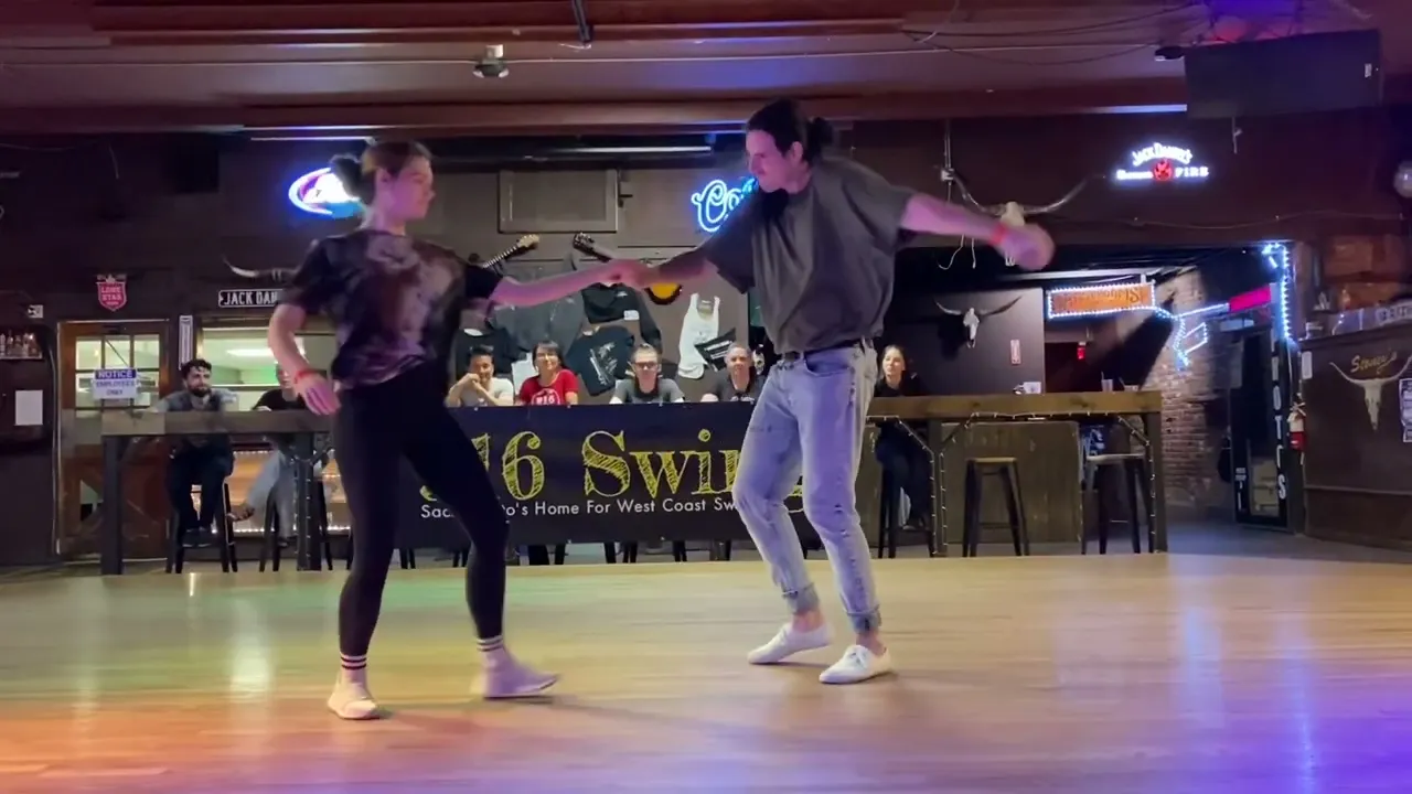 Paul Gudeman & Jocelyn Mobley @ 916 Swing (7/18/23)
