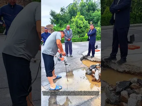 ثقْب الطريق لكشف مصدر المياه تحت الأسفلت 💧🔧