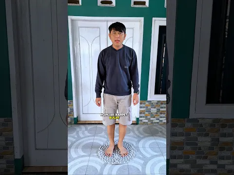 Ayah,kenapa nginjak nginjak karpet bulat