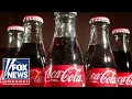Download Lagu Trump pushes Coca-Cola to ditch high-fructose corn syrup