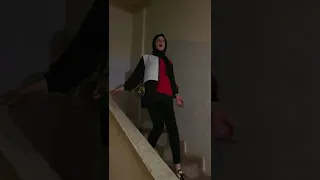 شخص غريب يطرق باب بيتي بمنتصب الليل الجزء 6 وشو سووووااا  شخص غريب يطرق باب بيتي بمنتصب الليل الجزء 6 وشو سووووااا