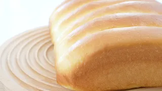 Fluffiest Milk Bread 鬆軟奶香排包｜Apron