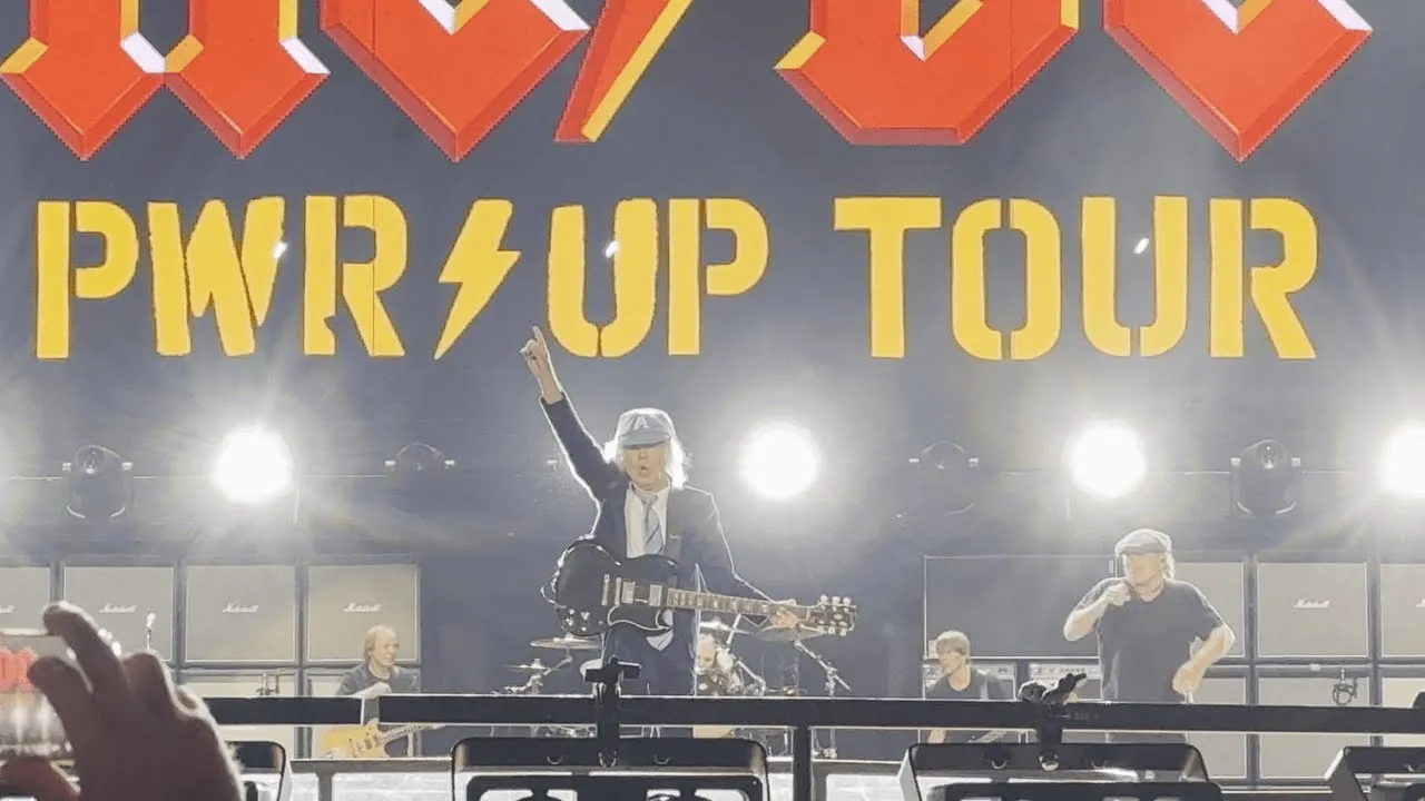 AC/DC Live from the Pit – Front Row at U.S. Bank Stadium, Minneapolis [4K Experience]