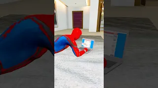 سبايدر مان في عملية أنقاذ ضد فينوم الشرير 