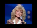 Barbara Mandrell and George Jones : I Was Country,  When Country Wasn't Cool (Live)