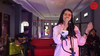 Download Kuat Ati - TTM AKustik (cover) Dangduters Band feat. Diyah Novia MP3