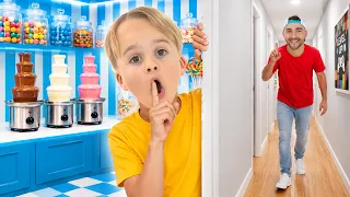 Chris và Mike khám phá Căn phòng Bí mật Kỳ bí của Chú