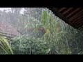 Download Lagu Dit regengeluid gaat wereldwijd viraal. Val sneller in slaap en kalmeer je geest met ASMR-regen.