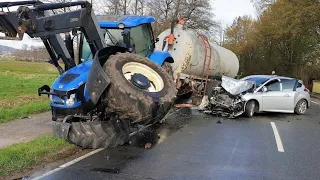 Download John Deere Tractors Accident - Equipment In Dangerous Conditions ! Amazing Farmer Technology MP3