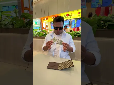 Waiter Shocked, Magician Rocked 🔥 #magic #shorts