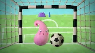 ¡Jugar al fútbol con plastilina! - ¡Máquinas, animales, plantas de Play Doh plastilina