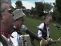 Download Lagu The Wurzels  'Don't Look Back In Anger' OFFICIAL video!