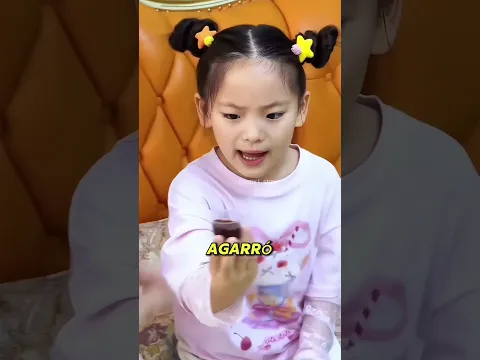 Tiró la Sandía para Cargar a su Hermanita CANSADA 😍🍉👀