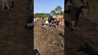 антошка пошли копать картошку 