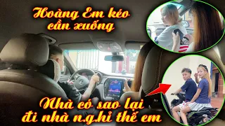 Hoàng Em Không Mặc S.ịp Trở  Gái Xinh B.ị AE Trêu. Vô Tình Thấy Mướp và Diệp Đi Nhà N.g.h.ỉ Về