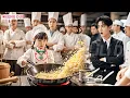 Download Lagu A 6yo Girl Beat All Master Chefs in 3 Seconds! Seeing Her Jade Pendant CEO Realized She's His Child!