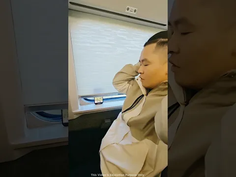 In the rush of making a video, he forgot his mobile on the train #Shorts #Viral