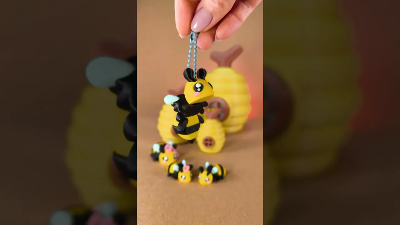 BeeHive Egg Diorama for Cute Flexi Bees