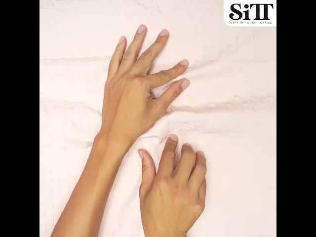 ผ้าอัดลายนูน [ลายไดม่อน]
