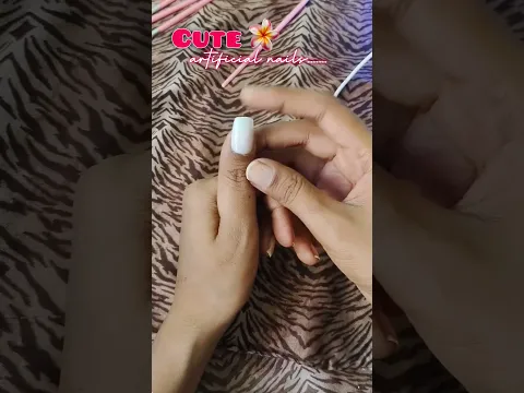 #diy 😘 #meesho artificial nails #hack #youtubeshorts #shorts #neilstuar #grwm #diwali 💅#art #nelart