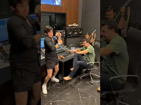 ya ven e efecto mariposa que generar por hacer virales los vídeos!