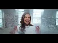 Aline Barros - Ele é Exaltado (He is Exalted) (Clipe Oficial)