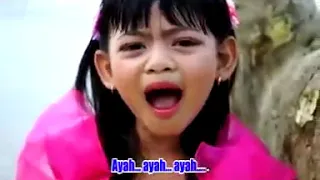 Download TIKA IMUT - RINDU KA AYAH ( VIDEO MUSIK OFFICIAL ) MP3