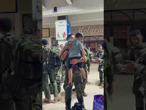 momen sedih saat abangnya berangkat satgas