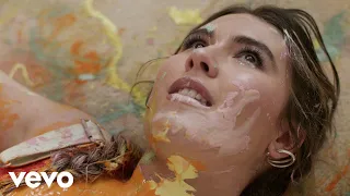 Mimi Webb Freezing Official Music Video 