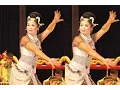Download Lagu Tari ES LILIN Jaipongan - Saung ANGKLUNG Udjo - KBRI Abu Dhabi [HD]