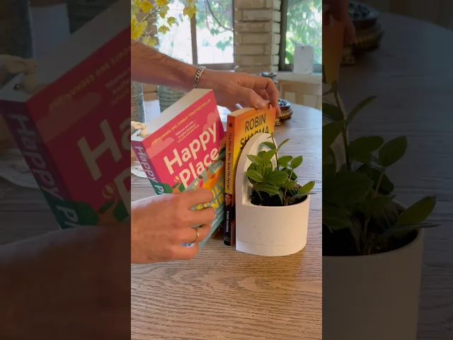Bookend Planter β Functional & Stylish Storage for Books & Plants 3D Printed Bookend! video thumbnail