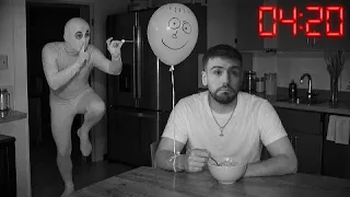 24H DANS LE NOIR TOTAL ! (Cette maison n'a aucun sens)