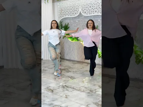 Qızlar Bir Birinə MEYDANOXUMA 😱