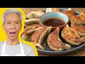 Download Lagu 🤤 Dad's MOUTHWATERING Potstickers (鍋貼)!