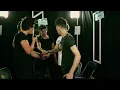 Lagu One Direction - The Girl That Got Away (Tour Video)