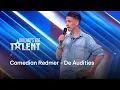 Download Lagu Jury en publiek moeten wennen aan UNIEKE stand-up comedian Redmer | Holland's Got Talent