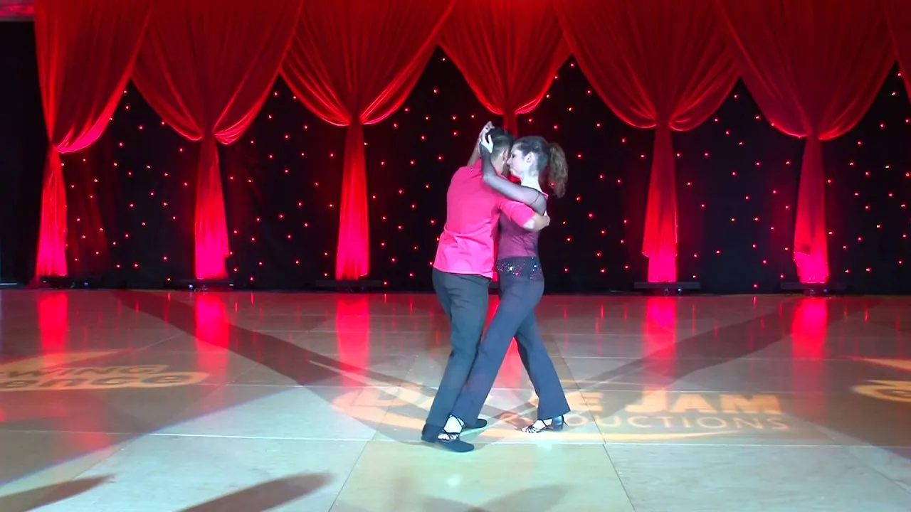 DCSX 2015 Rising Star   Erich Soares & Gabriela Messias