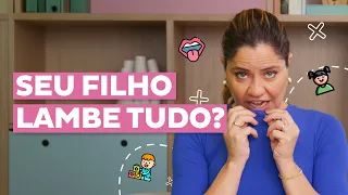 Por que meu filho lambe tudo? Entenda a busca sensorial oral no autismo