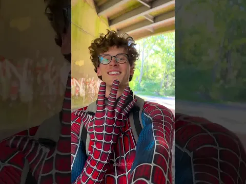 ¿Hombre araña o humano?