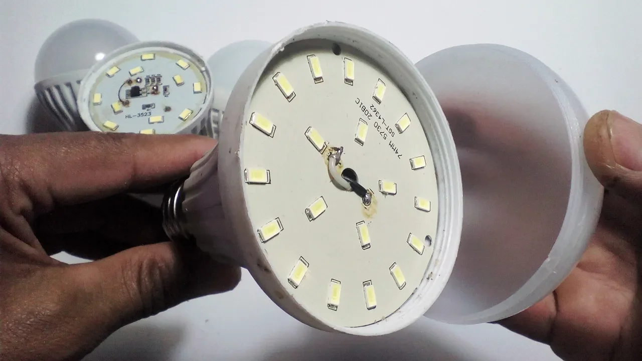 Lampu LED Phillips Motor, solusi lampu motor cahaya terang