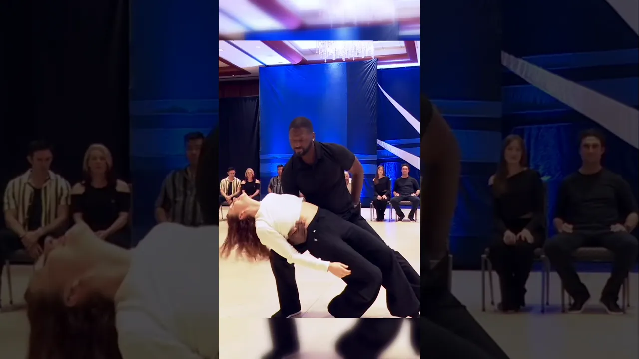 That split drop was SO GOOD 🤩 #improv #westcoastswing