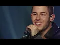 Thomas Rhett & Nick Jonas 'Die A Happy Man' | CMT Crossroads