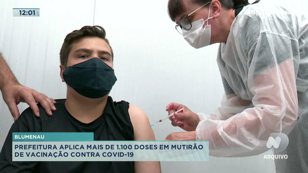 Prefeitura de Blumenau aplica mais de 1100 doses em mutirão de vacinação contra covid-19