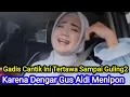 Download Lagu Wanita Cantik Ini terpesona dengan Supir taksi online. Tertawa  sendiri di tinggal telpon 😅😅😅